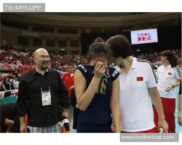 重庆排球队与武汉排球队赛后战术分析与复盘探讨